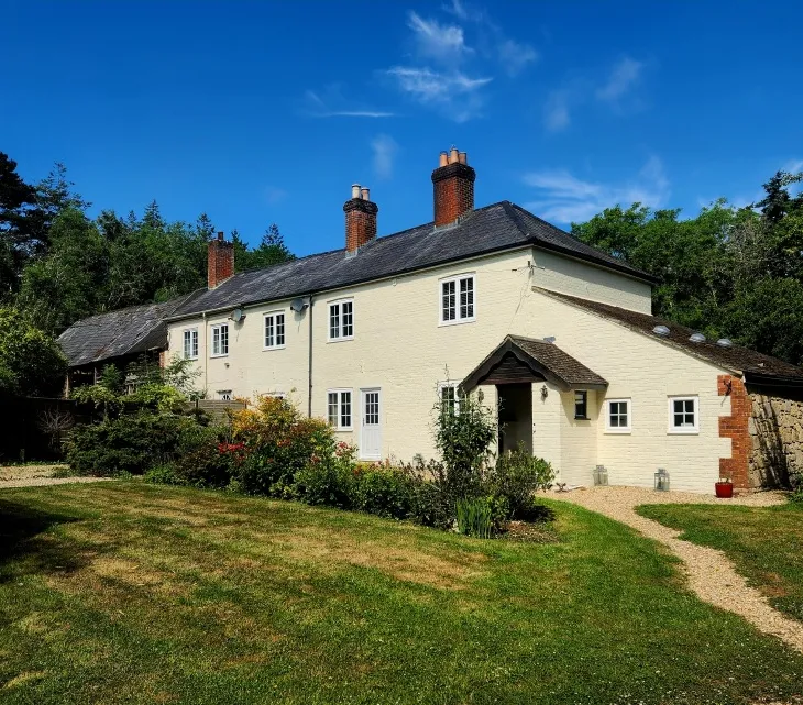 5 bed house to rent, Hamstead Drive, Yarmouth, PO33