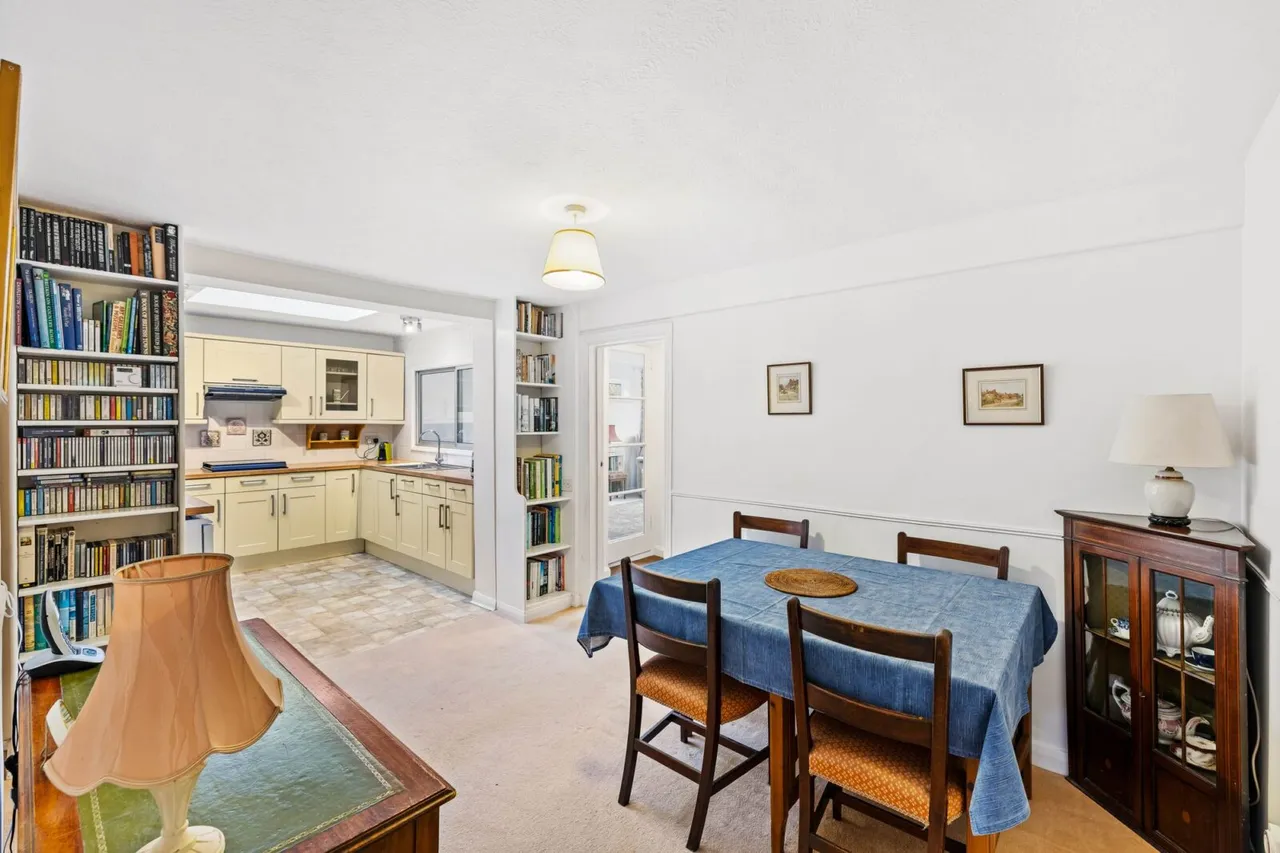 Chapel Lane, Ashurst Wood, East Grinstead, East Grinstead, RH19 3QT, photo 5