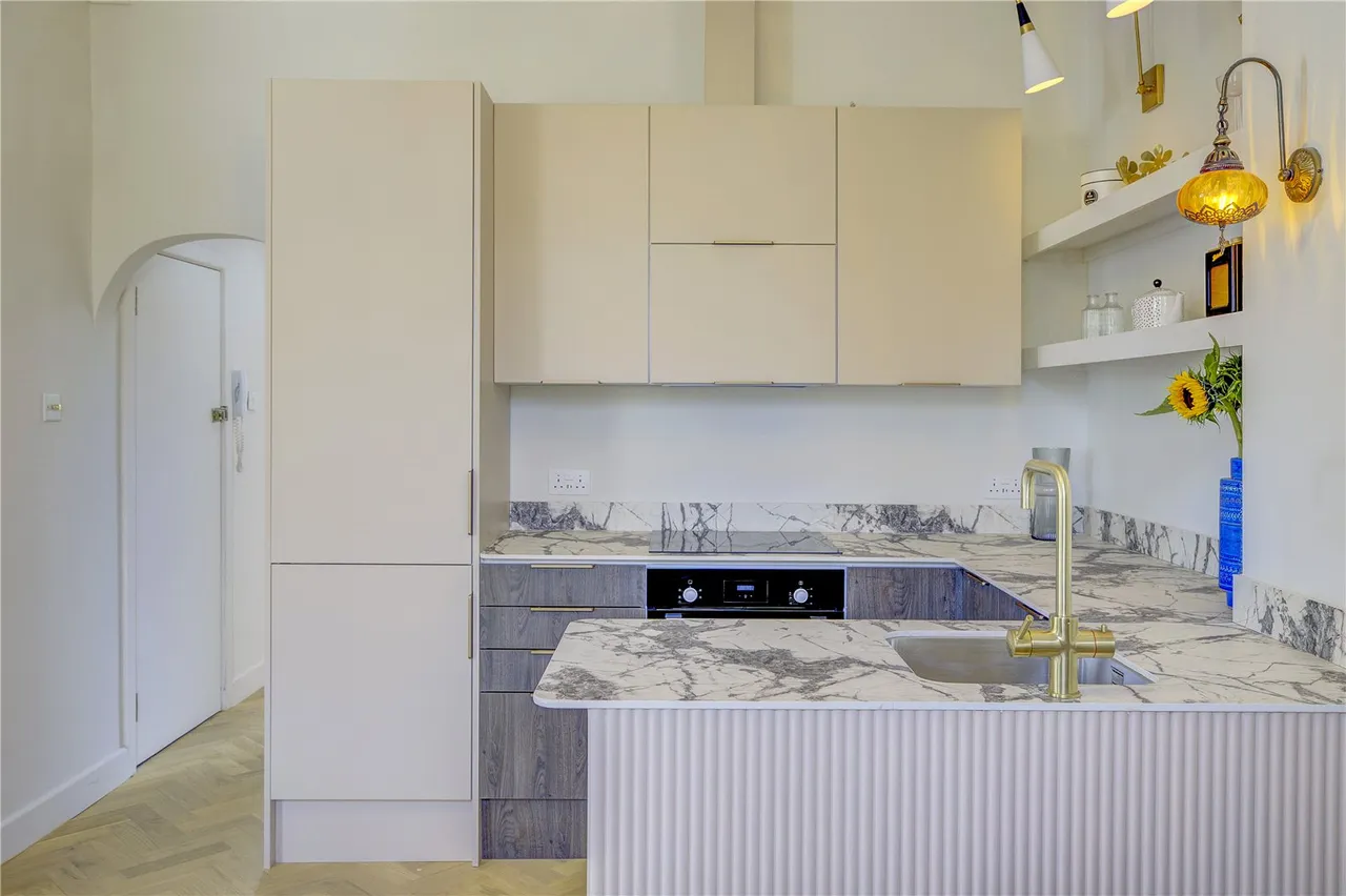 Rockley Road, London, W14, photo 9