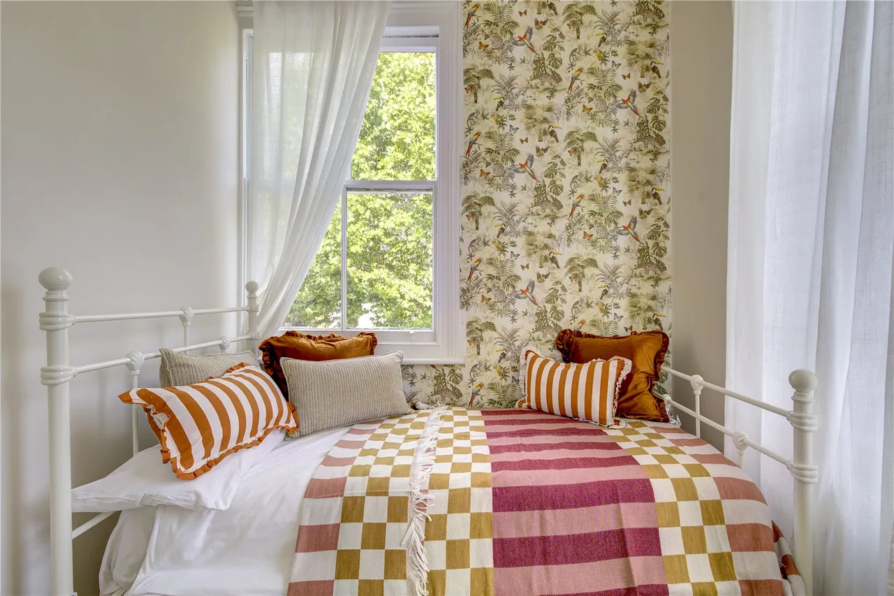 Rockley Road, London, W14, photo 18