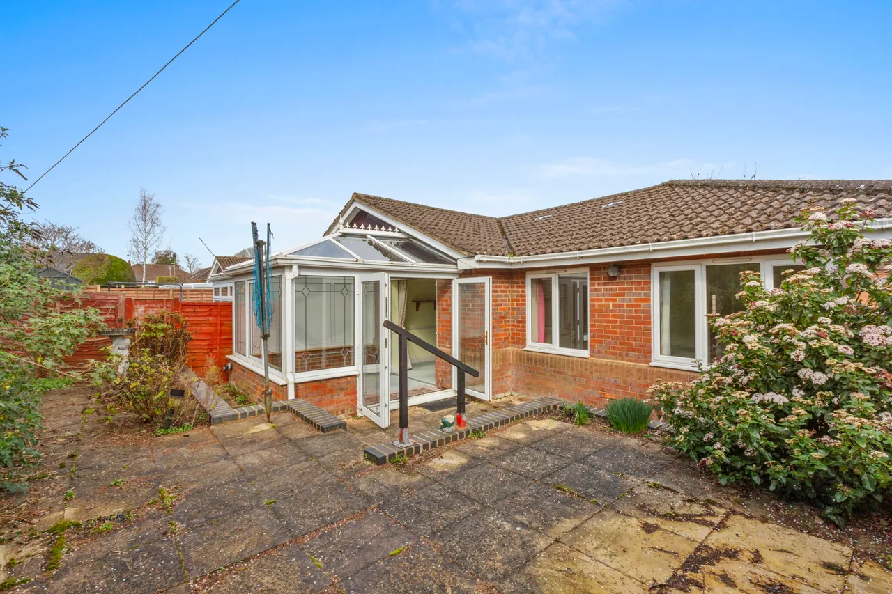 Dobbins Lane, Aylesbury, HP22, photo 9