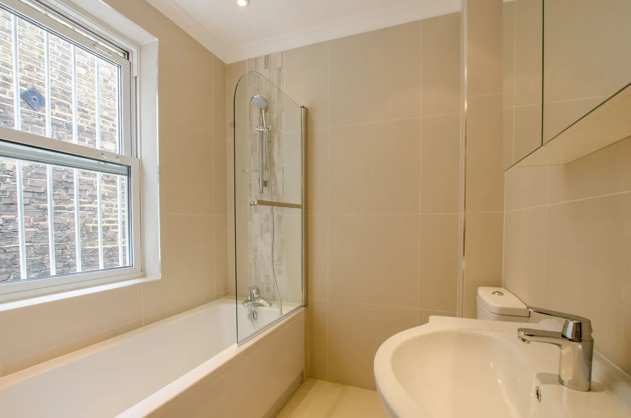 Flat B, 8a Elgin Crescent, London, photo 4