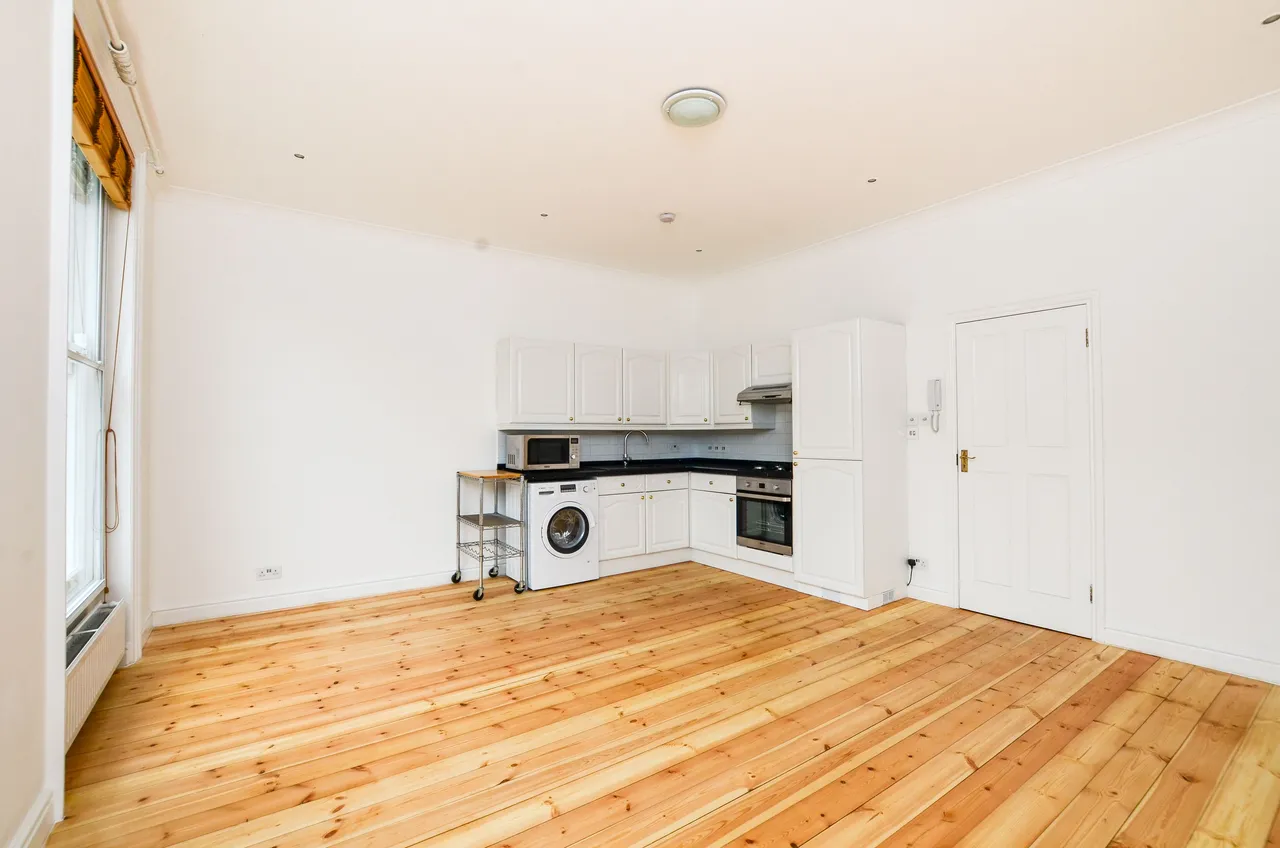 Flat B, 8a Elgin Crescent, London, photo 6