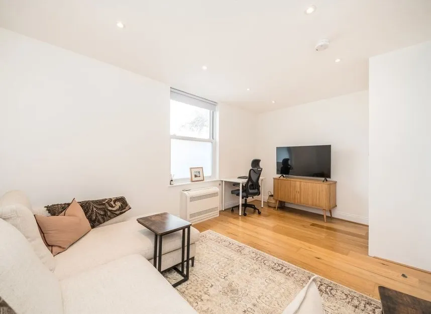 North End Road, Fulham, SW6, photo 5
