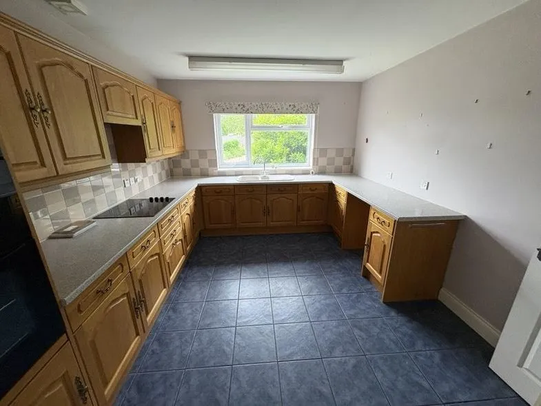 Monmouth Road Westonzoyland, Bridgwater TA7 0HG, photo 16