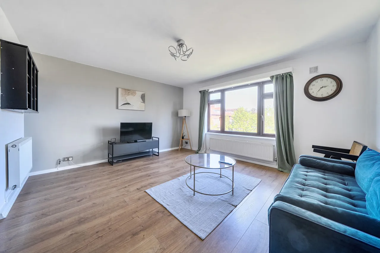 Priory Lodge, Ealing, W5, photo 4