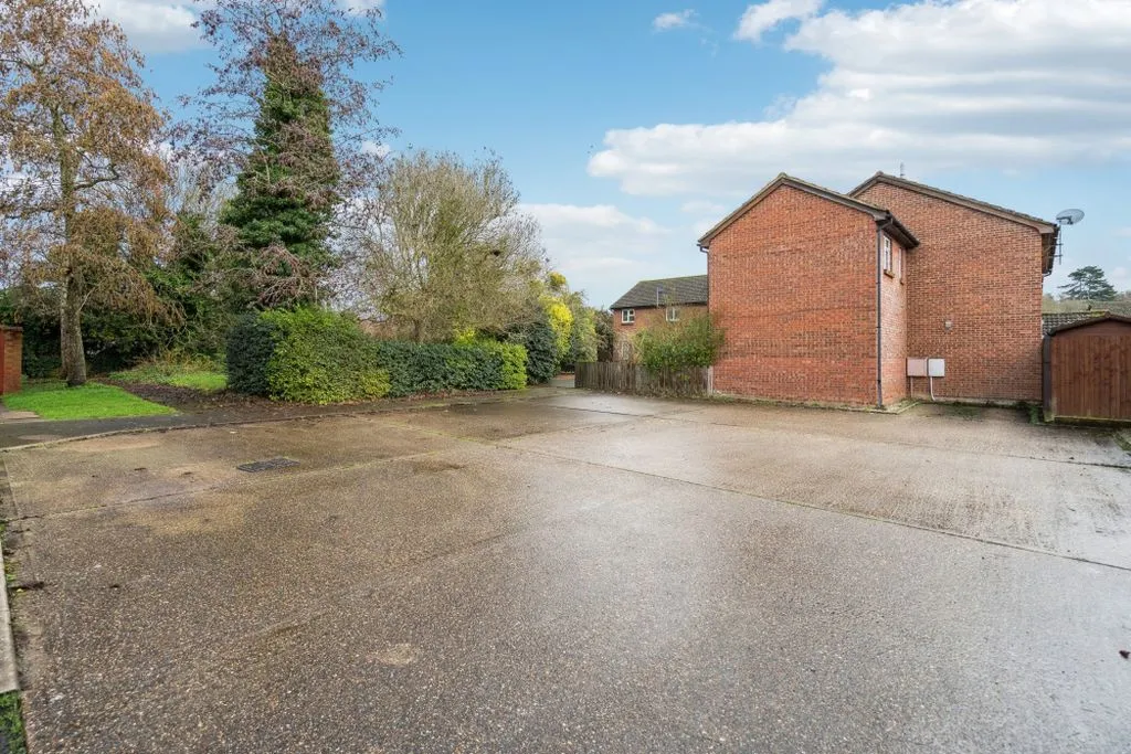 Bridgestone Drive, Bourne End SL8 5XG, photo 12
