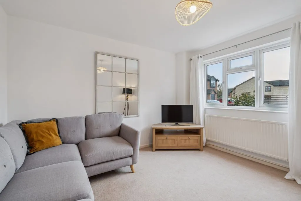 Bridgestone Drive, Bourne End SL8 5XG, photo 3