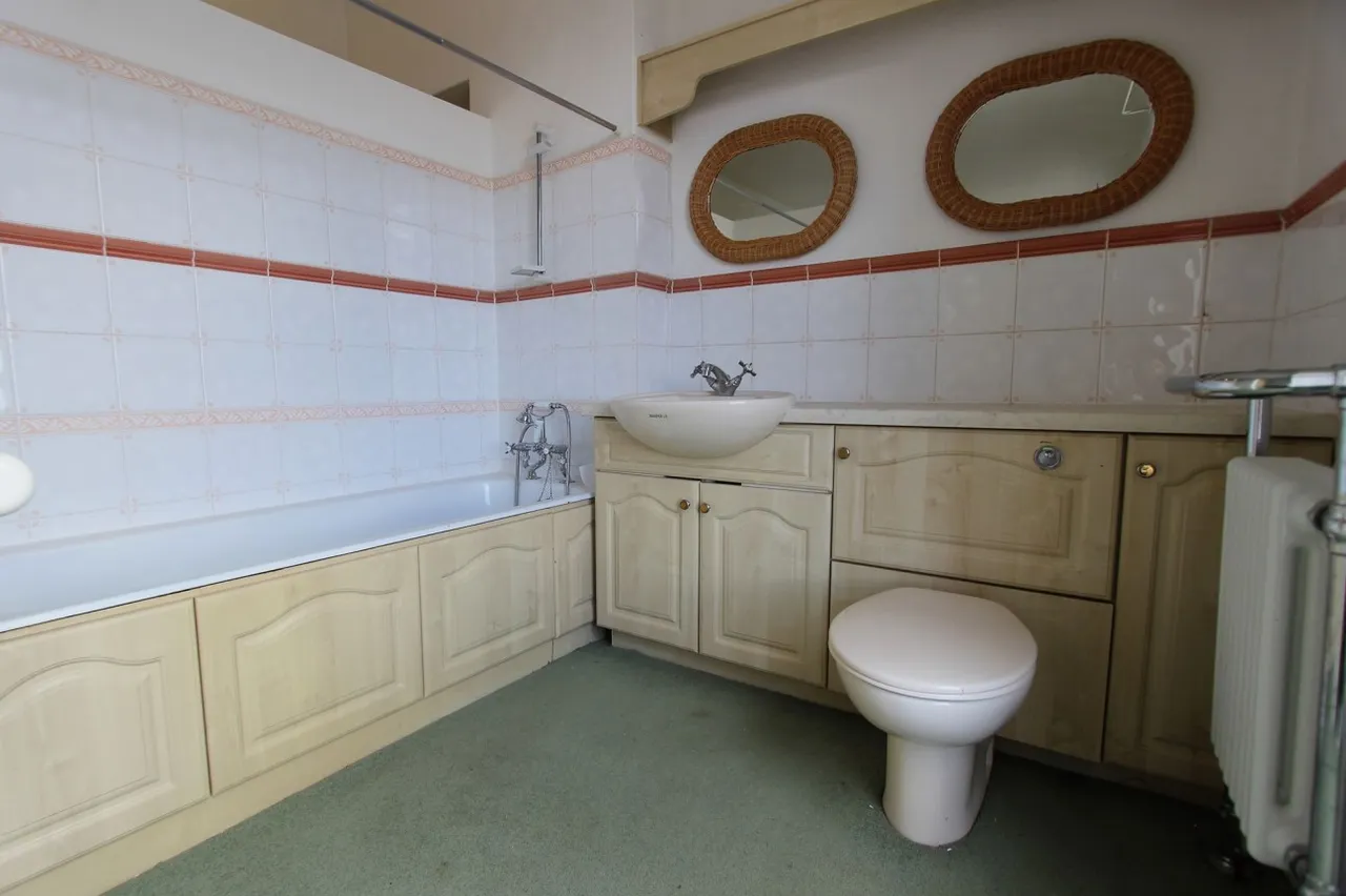 Main Road, Cleeve, BS49, photo 20
