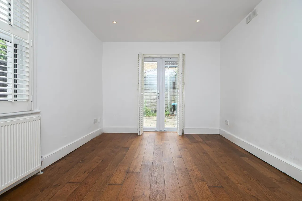 Palmerston Road, Buckhurst Hill, IG9 5LW, photo 6