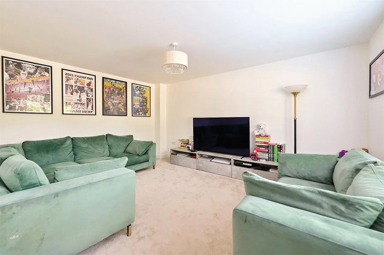 Summerstead Farm Road, Sherfield-on-Loddon, Hook, Hampshire, RG27 0GL, photo 11