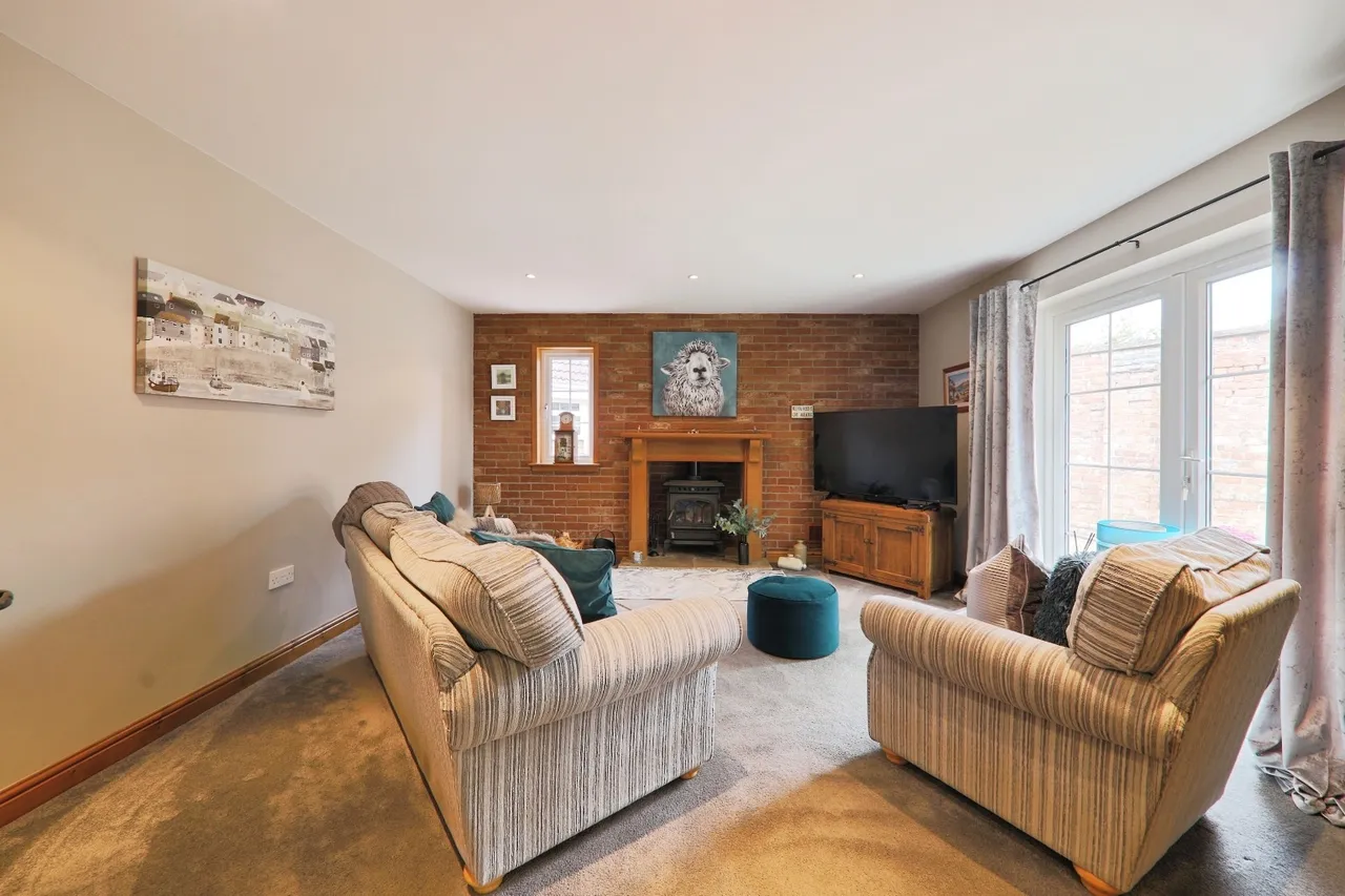 Gibson Lane South, Melton, HU14, photo 7