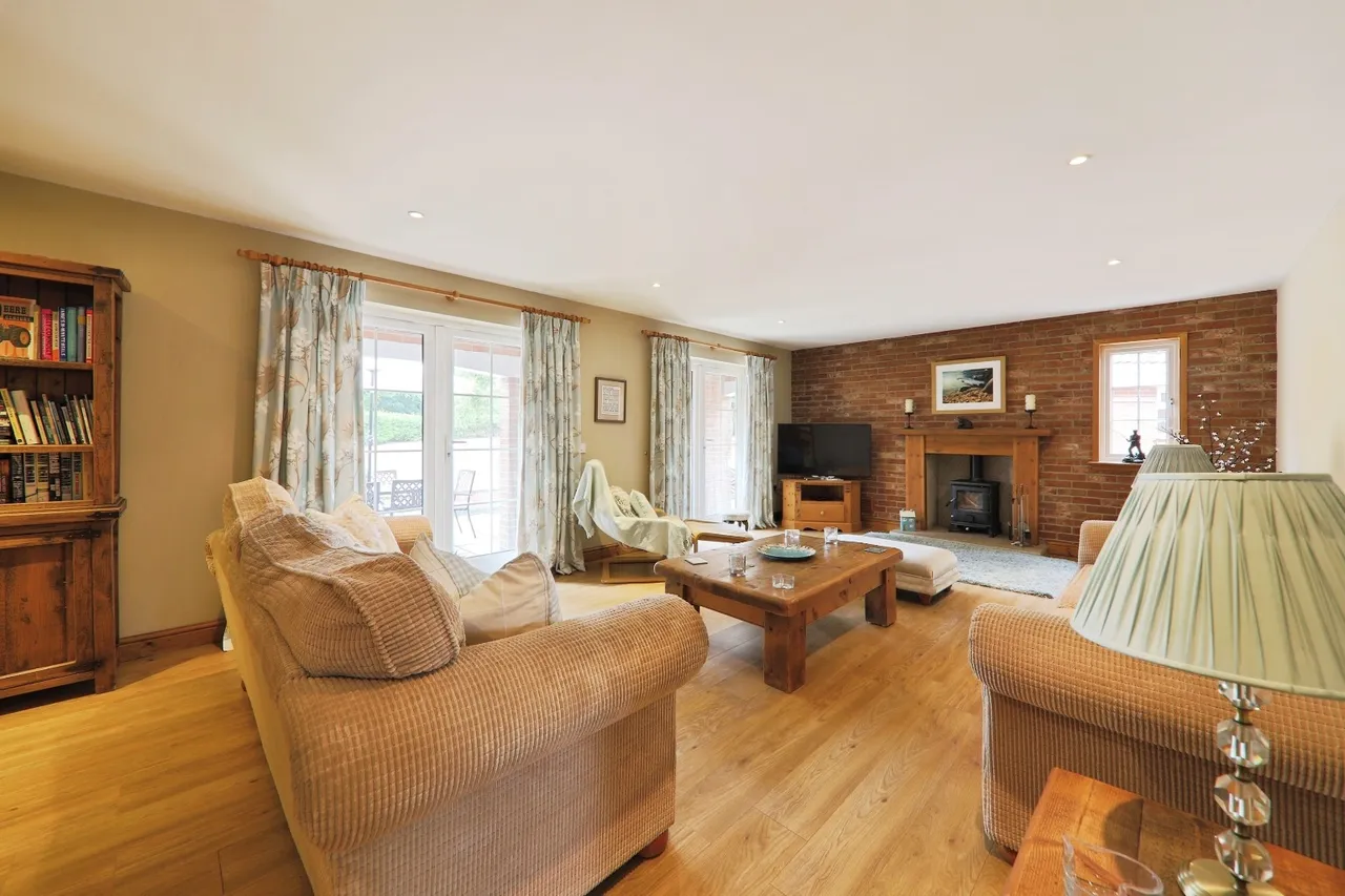 Gibson Lane South, Melton, HU14, photo 3
