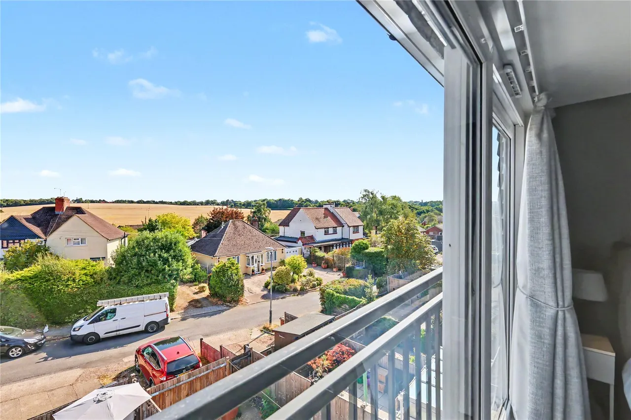 High Street, Codicote, SG4, photo 4