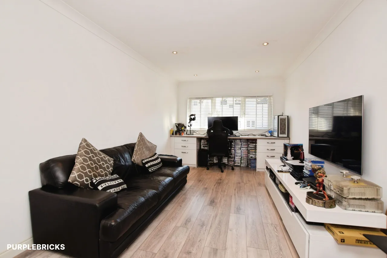 Whitehills Place, Aberdeen, AB12, photo 13
