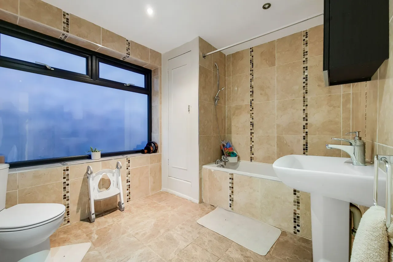 46 Guildford Road, London, photo 5