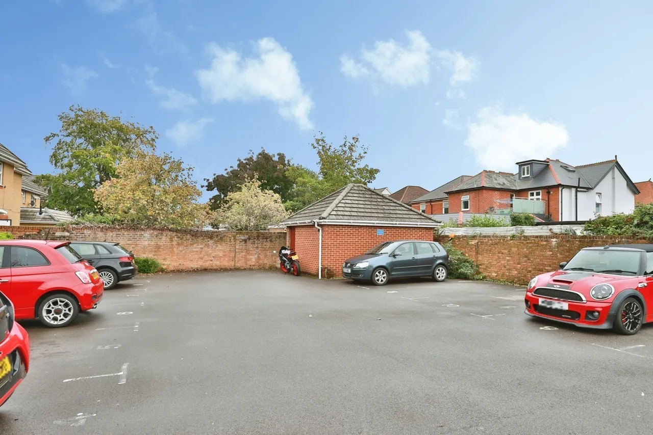 Richmond Park Road, Charminster, BH8, photo 16