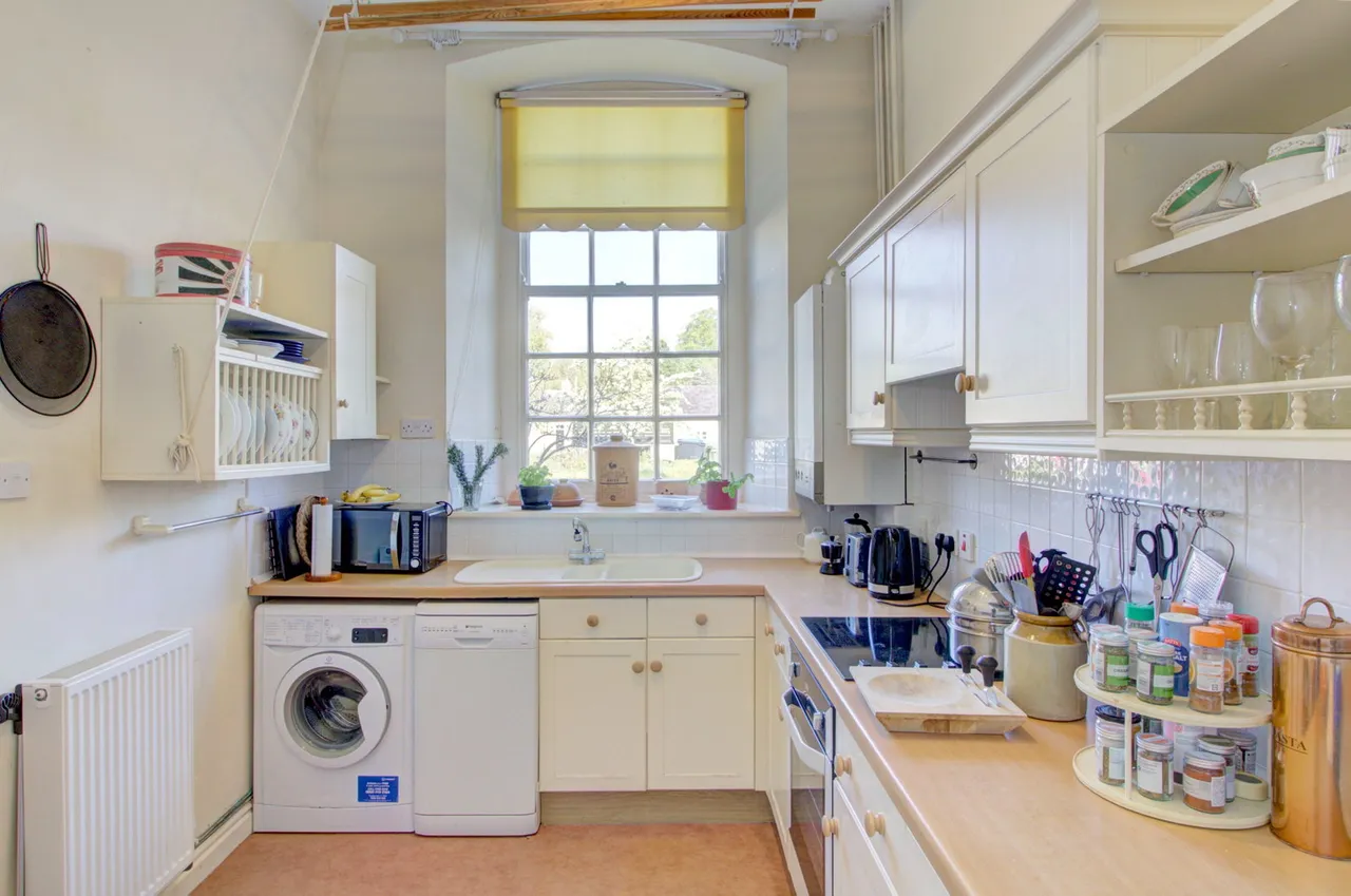 Thurnham Court, Devizes, SN10, photo 24