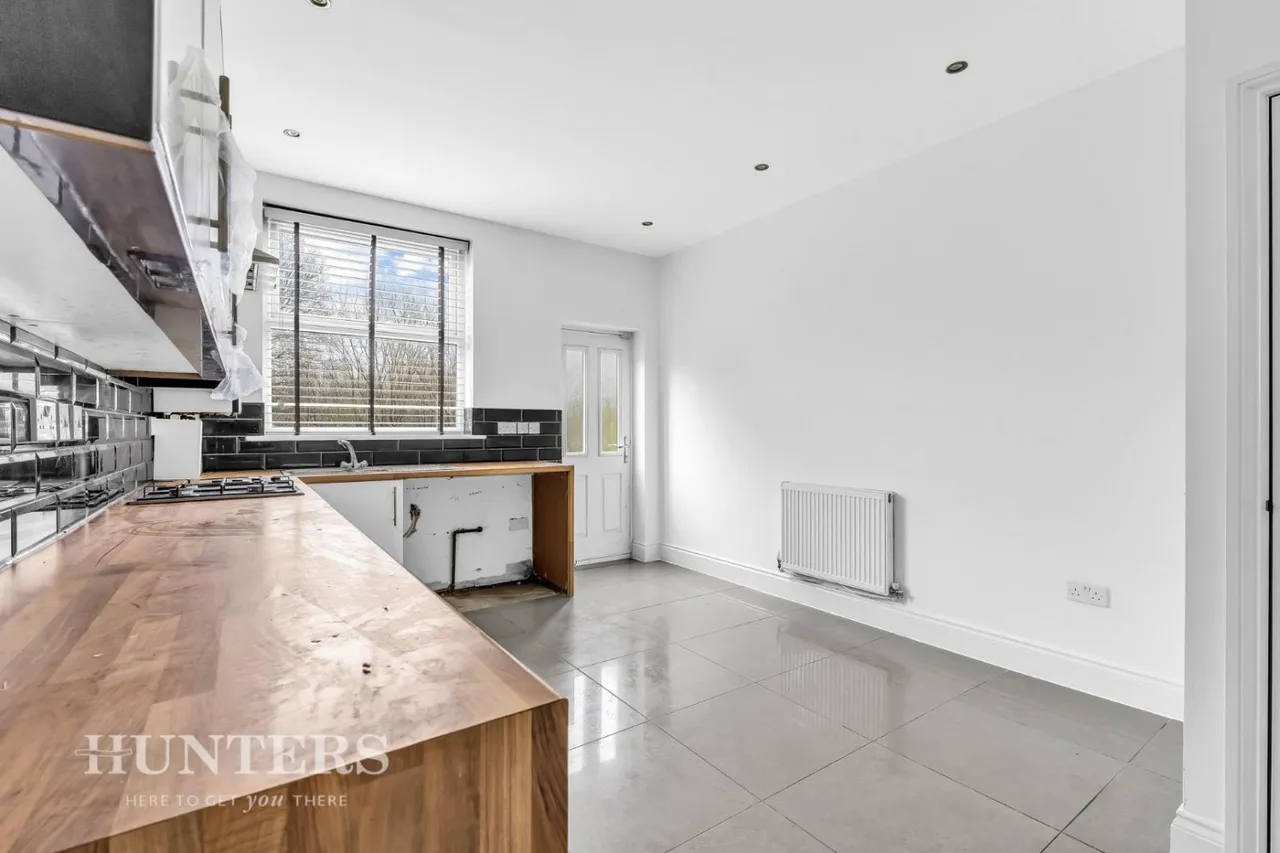 Belgrave Road, New Moston, Manchester, photo 5