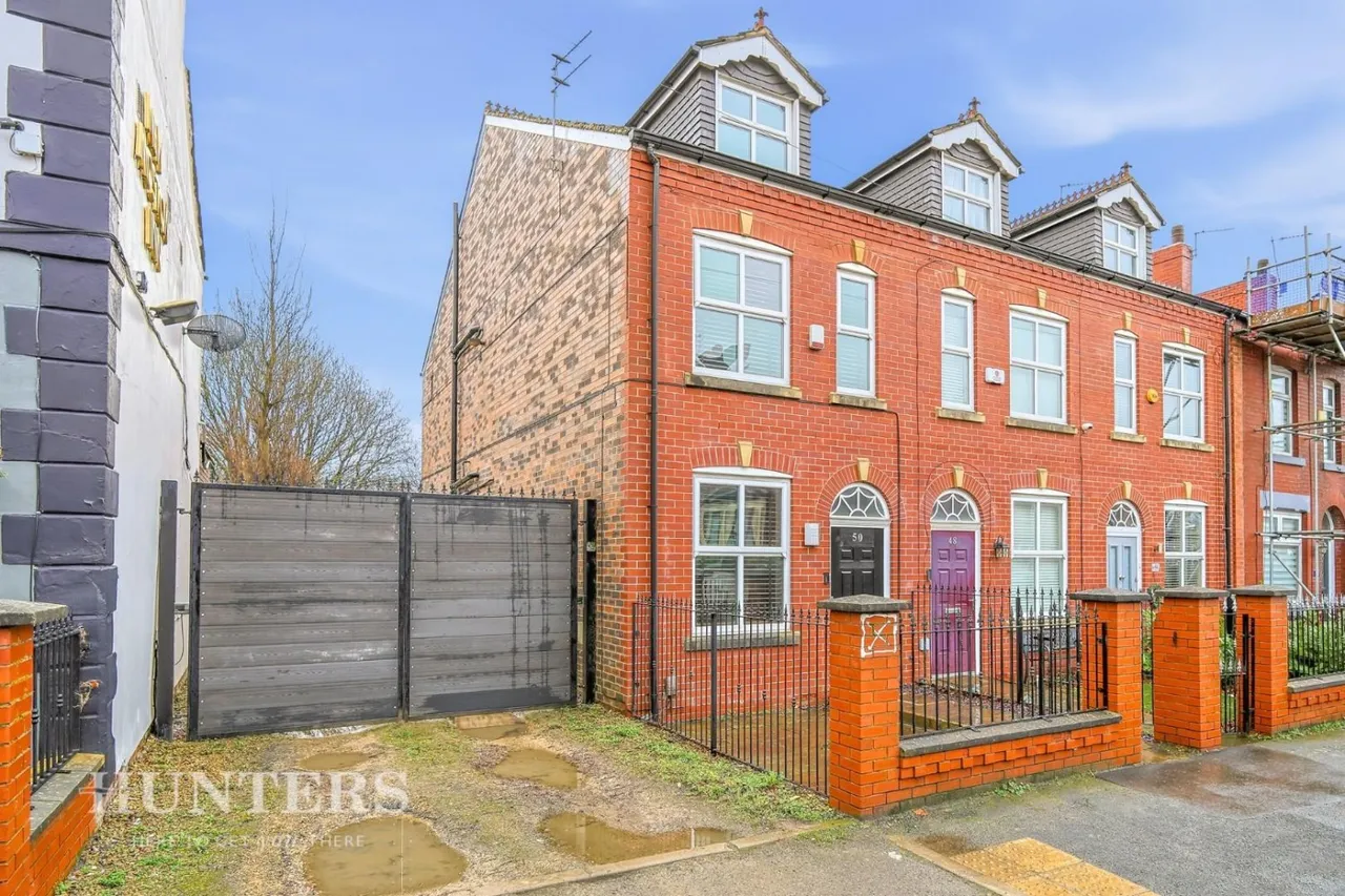 4 bed house for sale — Belgrave Road, New Moston, Manchester