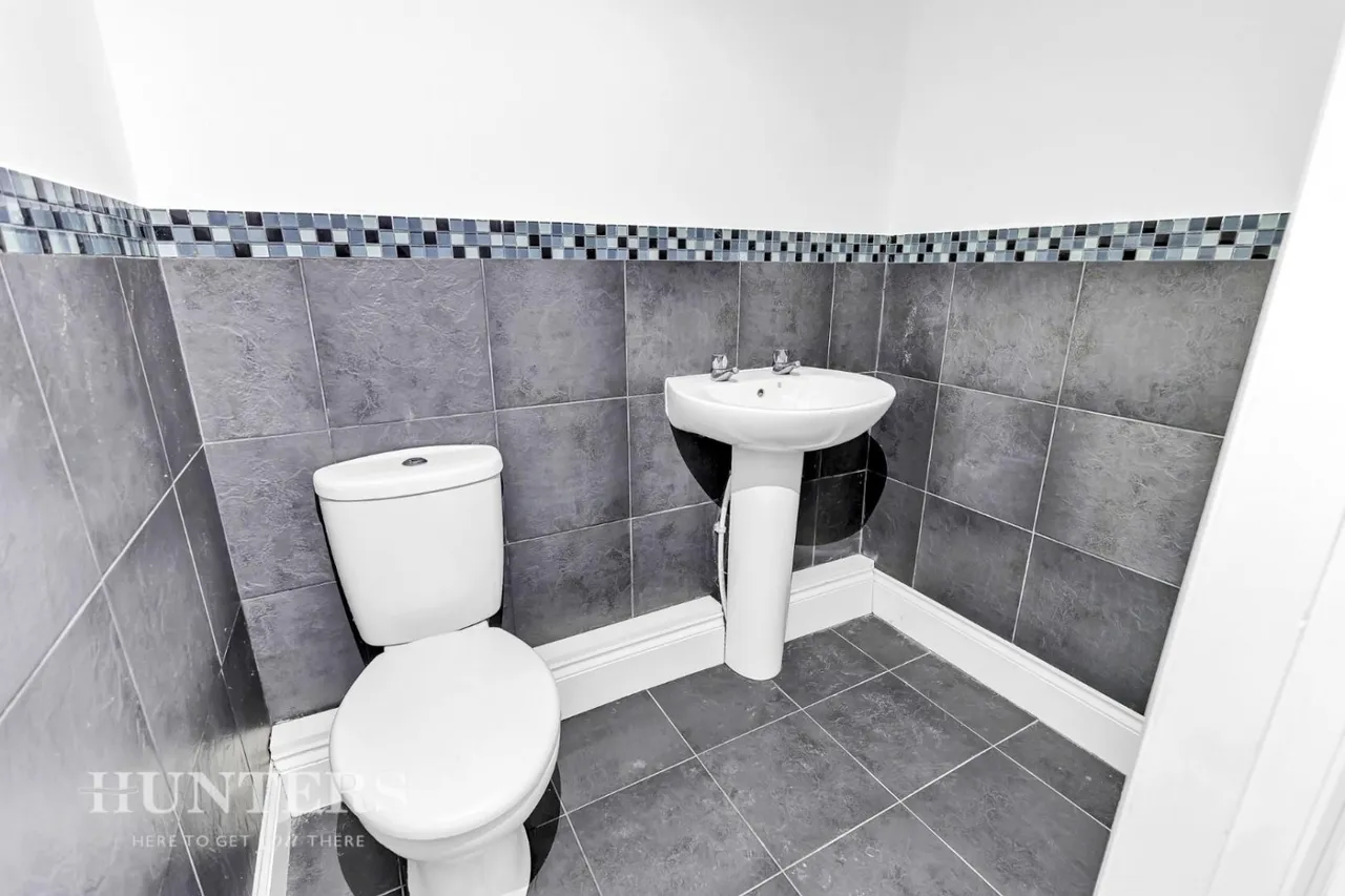 Belgrave Road, New Moston, Manchester, photo 10