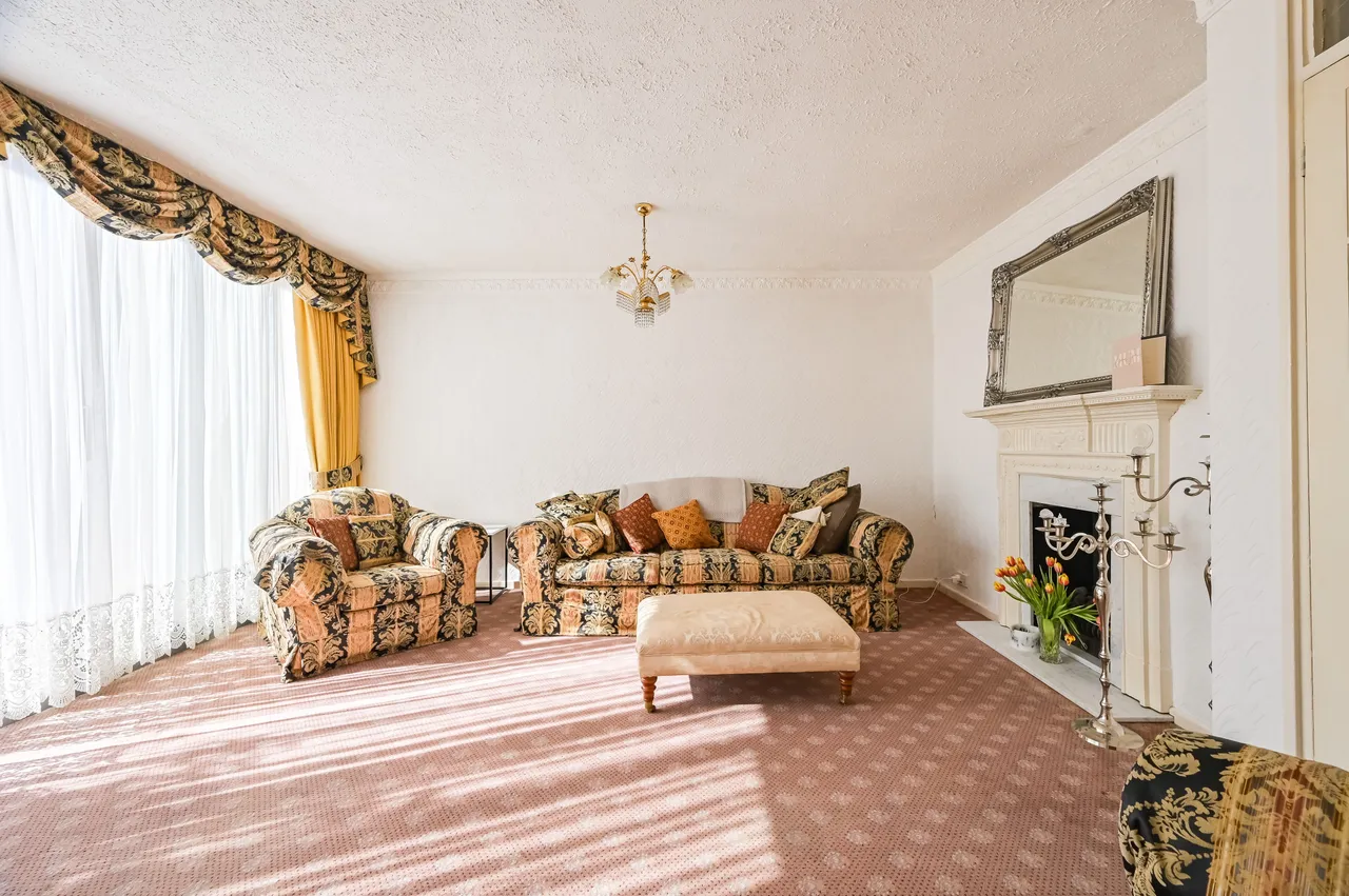 10 Swedenborg Gardens, London, photo 12