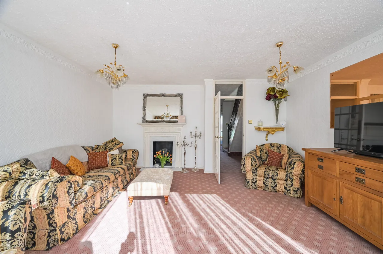 10 Swedenborg Gardens, London, photo 10