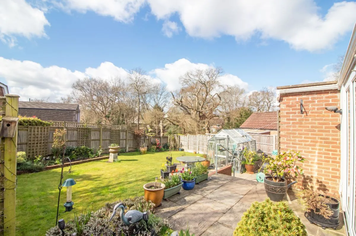 Roundway, Waterlooville, PO7 7QD, photo 9