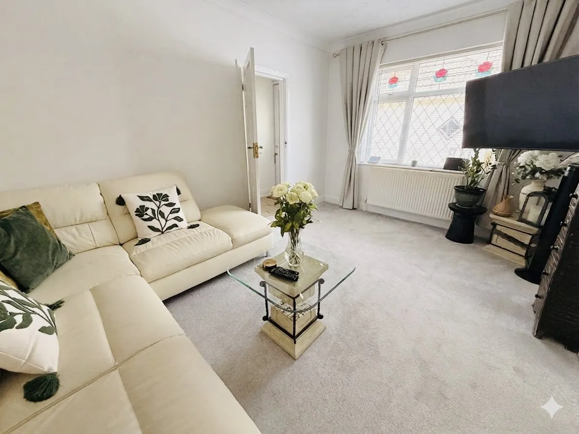 Philip Road, Rainham, Kent RM13 8LT, photo 3