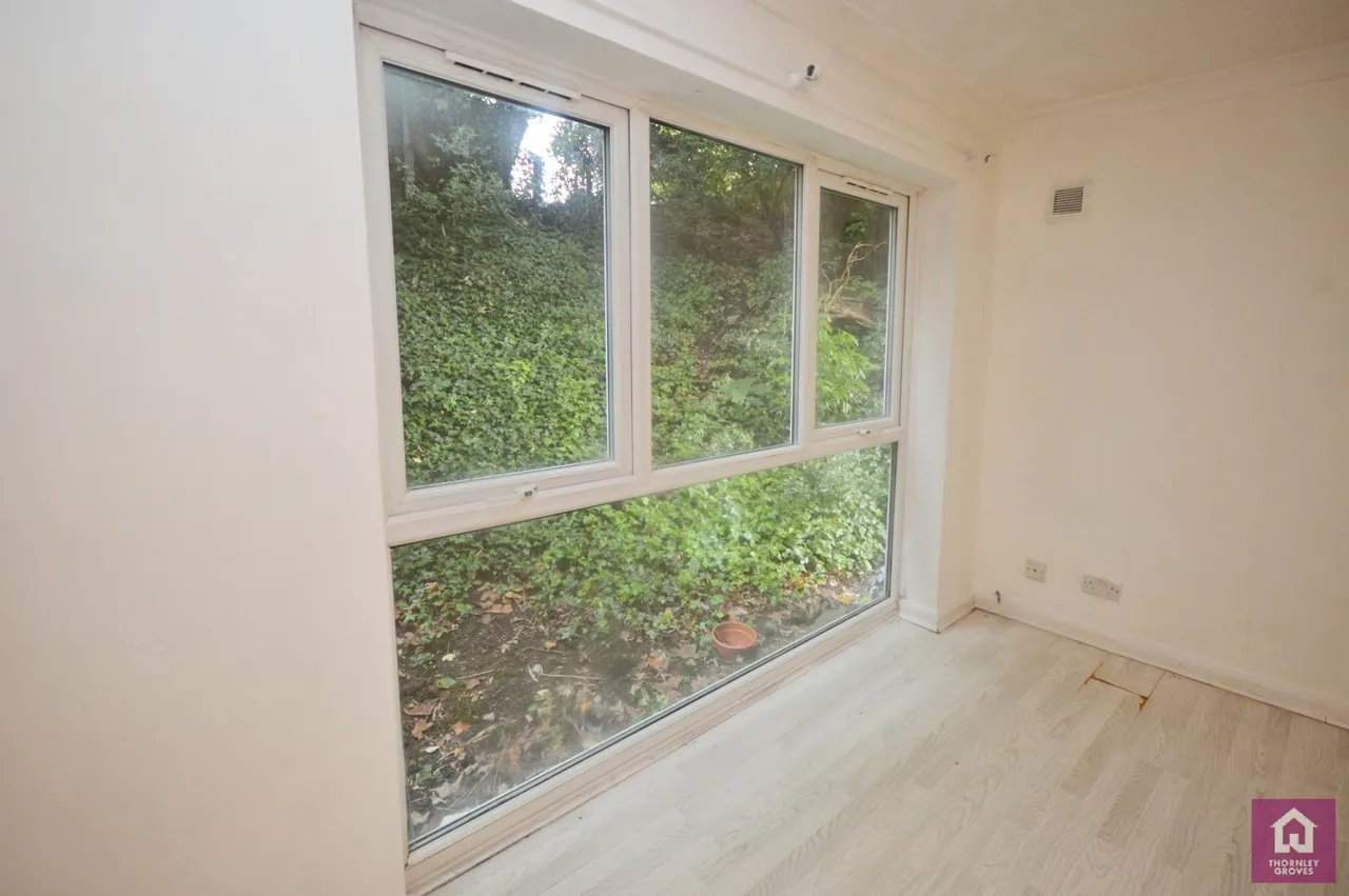 Kersal Road, Prestwich, M25, photo 12