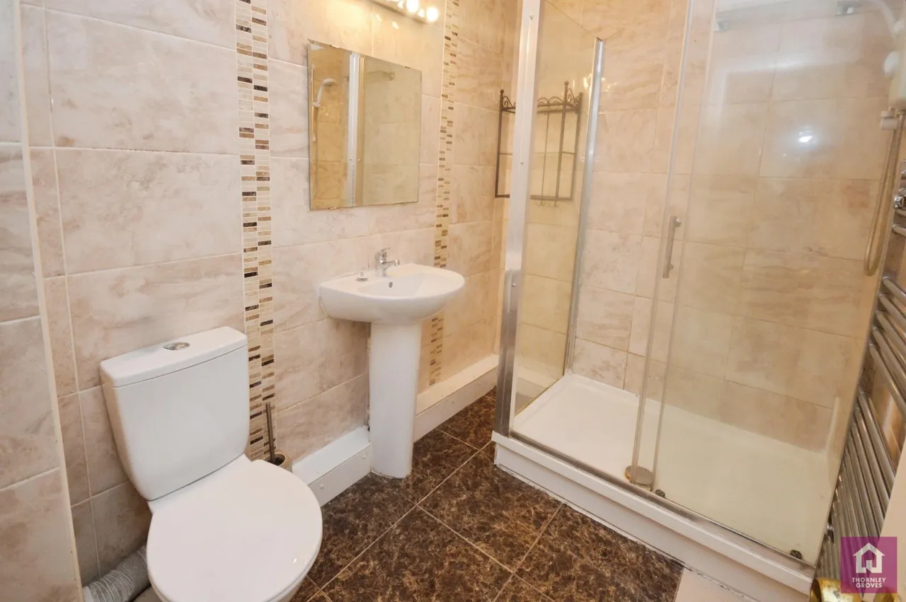 Kersal Road, Prestwich, M25, photo 6
