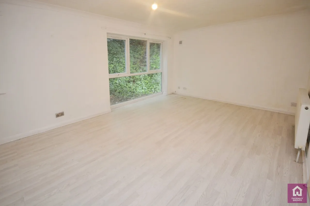 Kersal Road, Prestwich, M25, photo 2