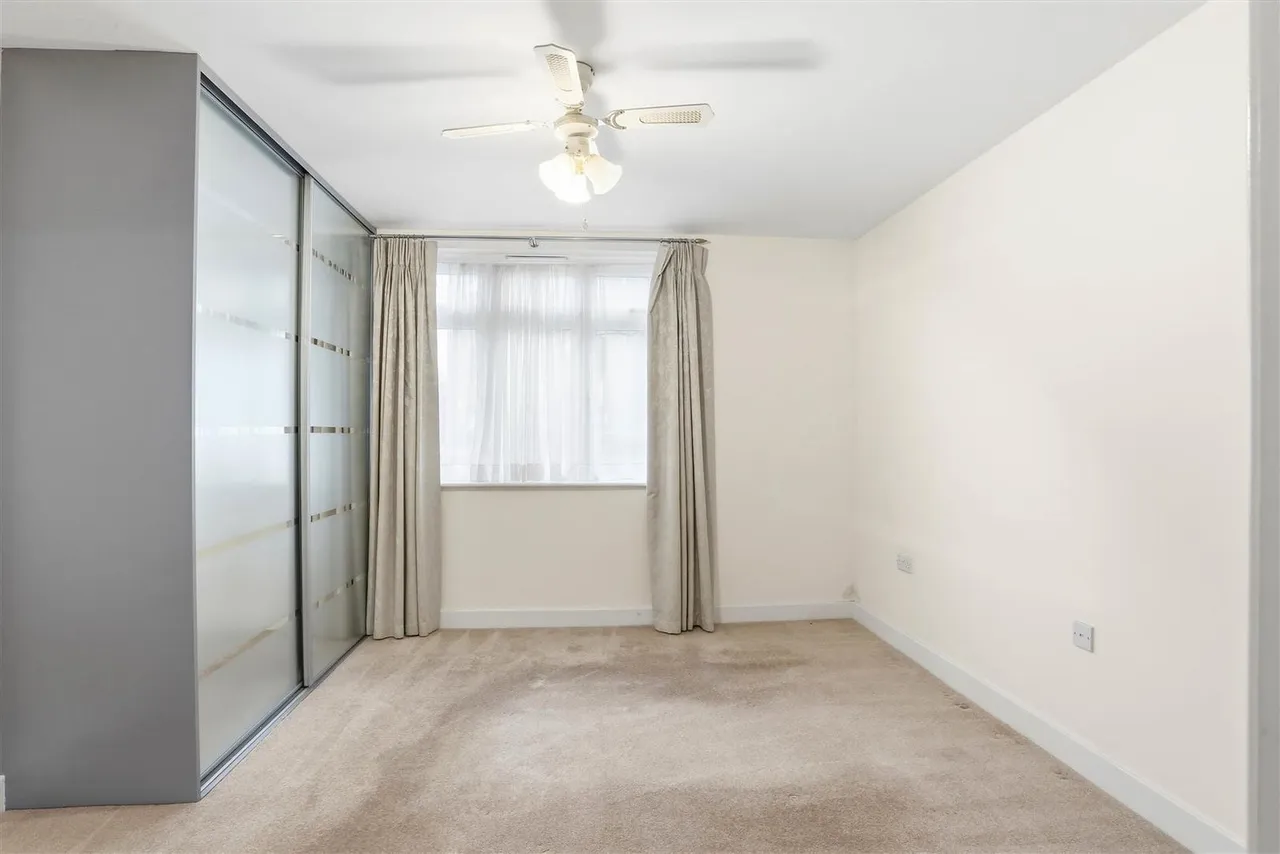 Killick Mews, Cheam, SM3, photo 8