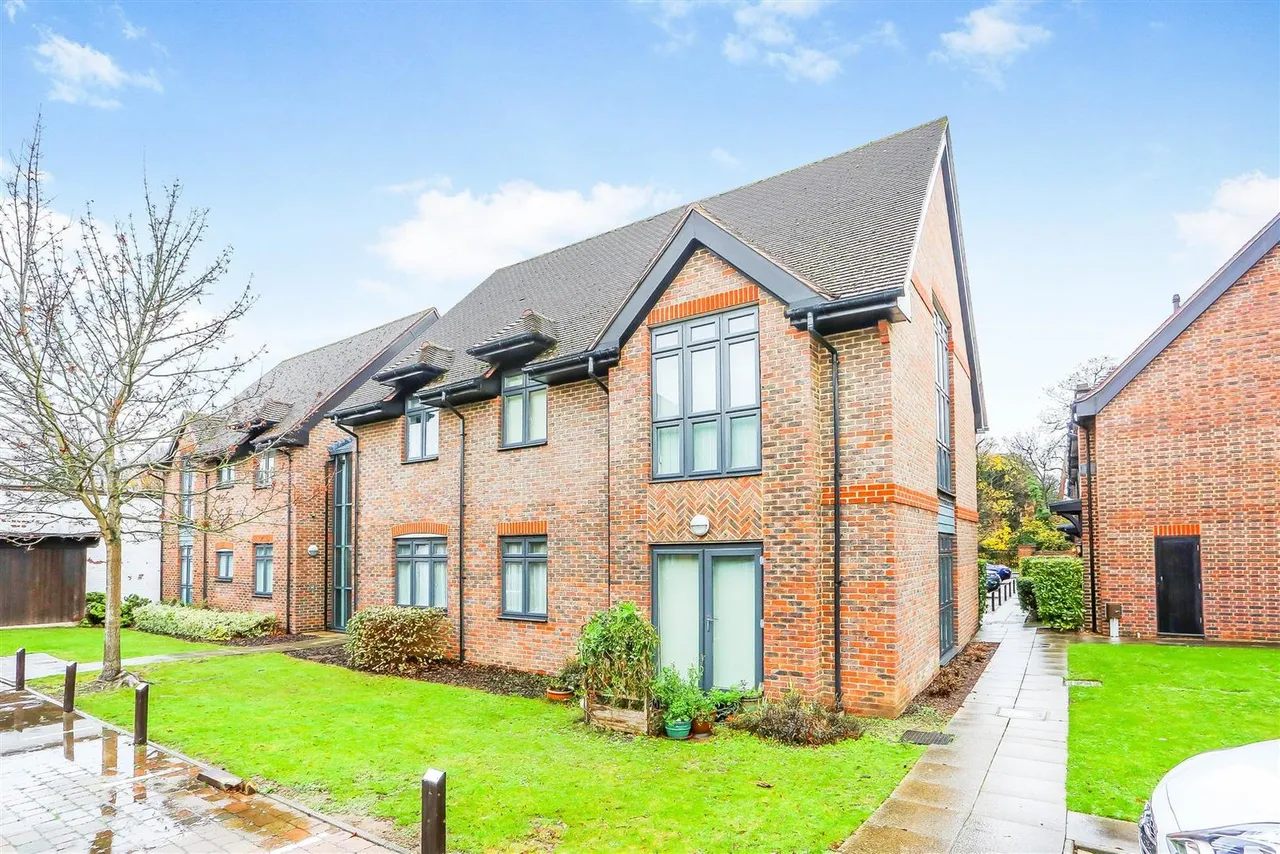 Killick Mews, Cheam, SM3, photo 16