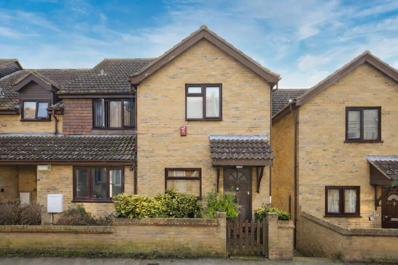 2 bed house for sale, Church Road, Ramsgate, CT11