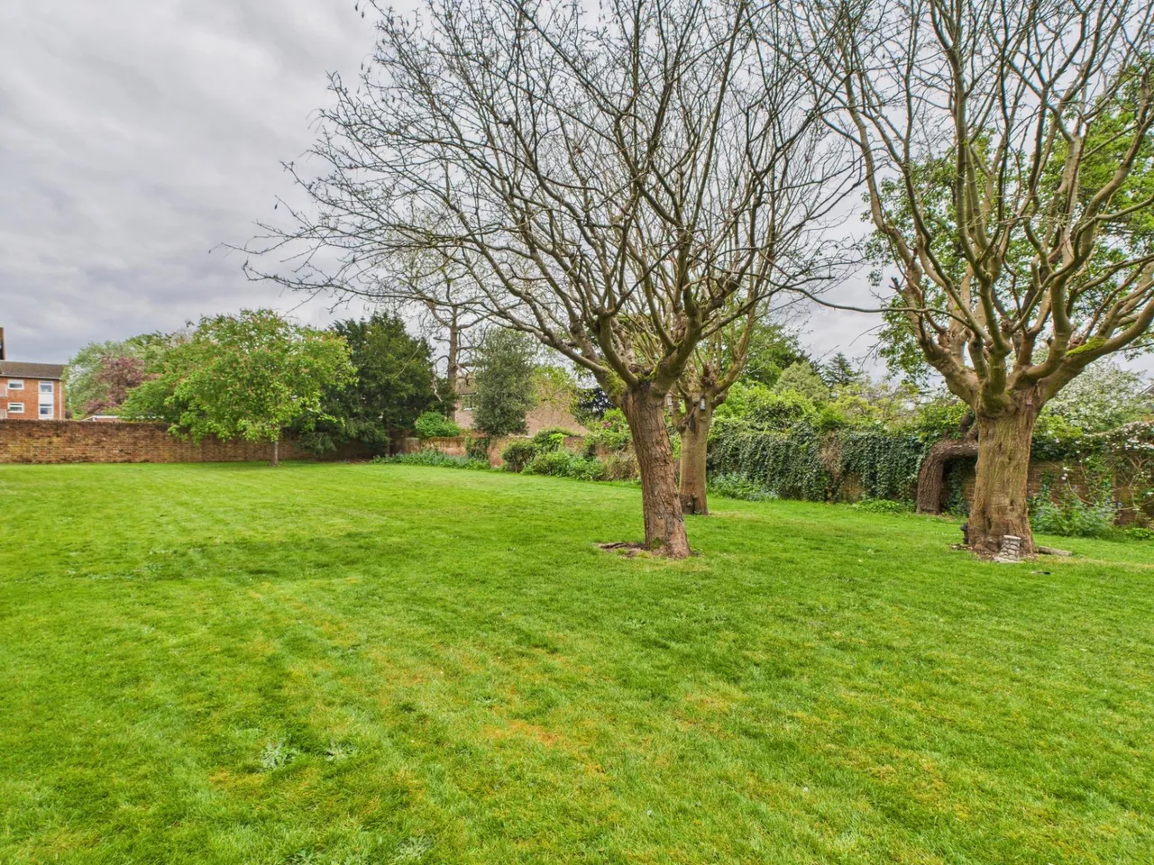Valerie Court, Bath Road, Reading, Reading, RG1, photo 9