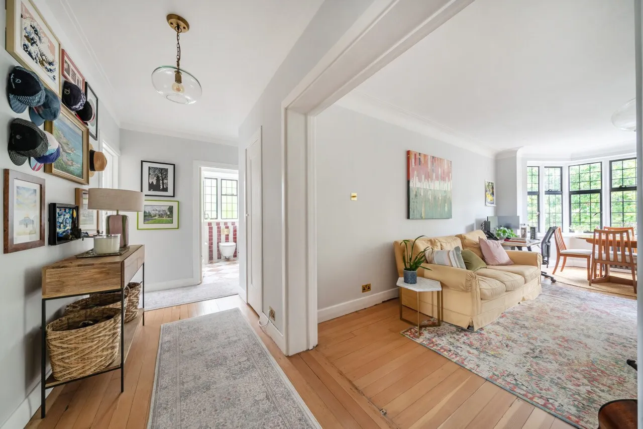 Portsmouth Road, Putney, London, SW15, photo 5