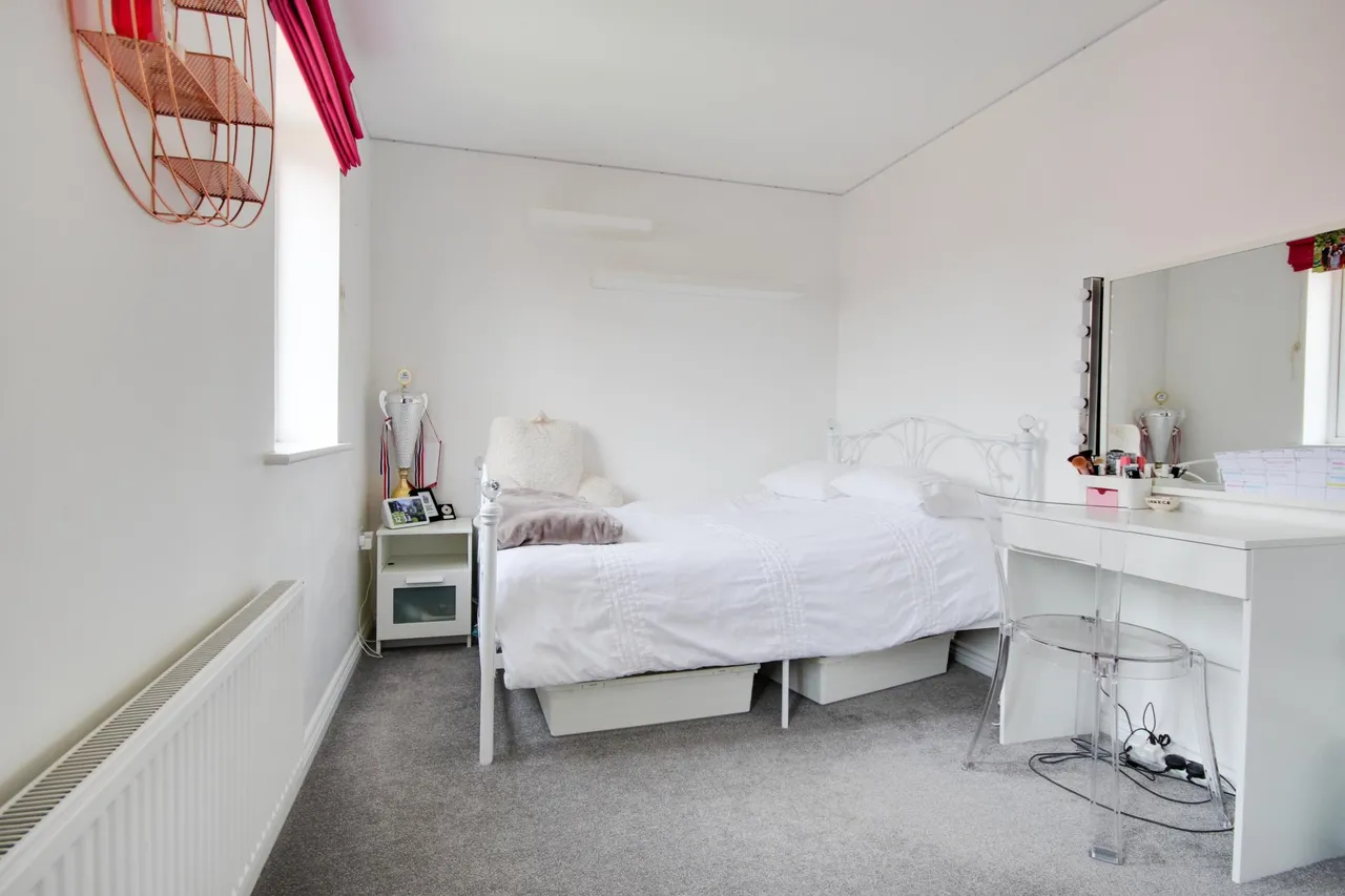 Halton Way, Kingsway, Gloucester, GL2, photo 7