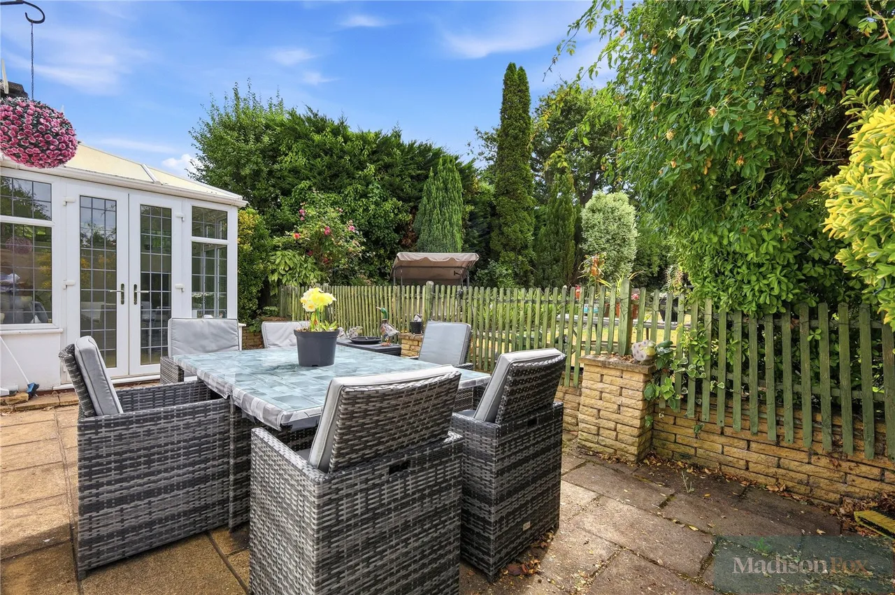 Mount Pleasant Road, Chigwell, IG7, photo 35