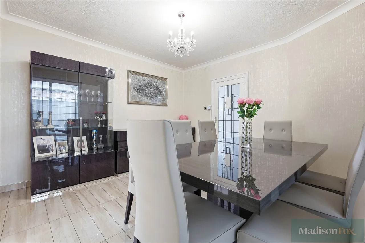 Mount Pleasant Road, Chigwell, IG7, photo 6