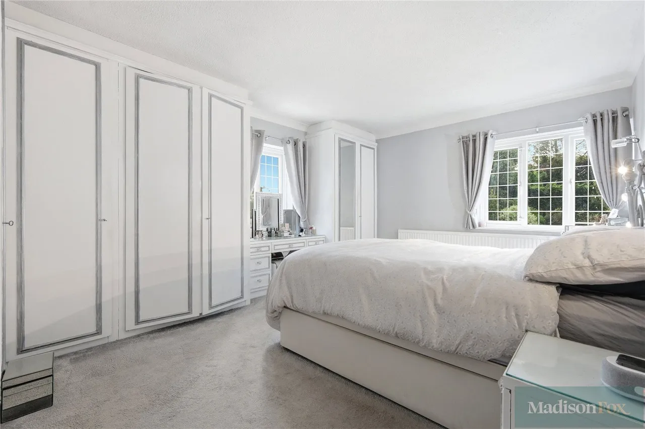 Mount Pleasant Road, Chigwell, IG7, photo 25