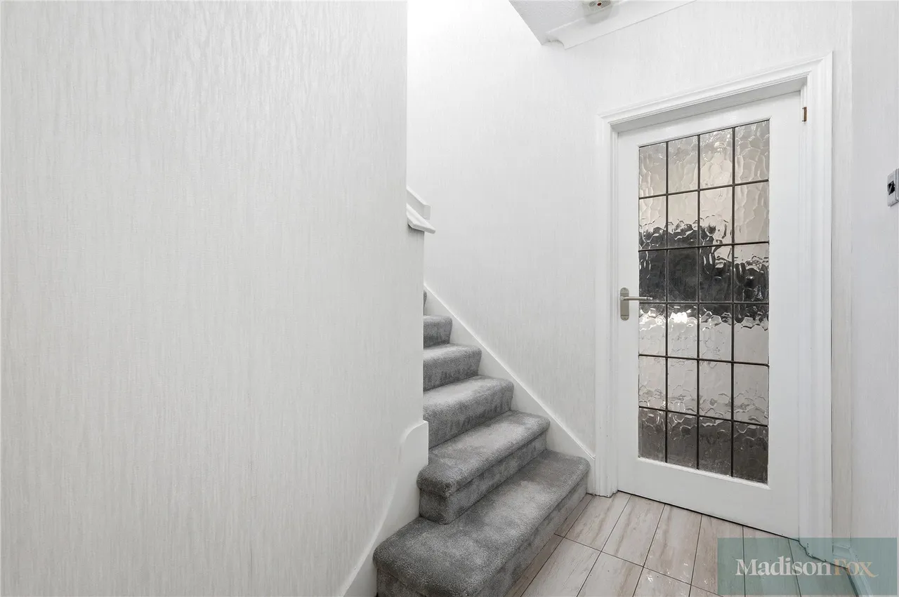 Mount Pleasant Road, Chigwell, IG7, photo 20