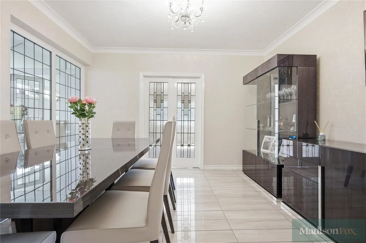 Mount Pleasant Road, Chigwell, IG7, photo 8