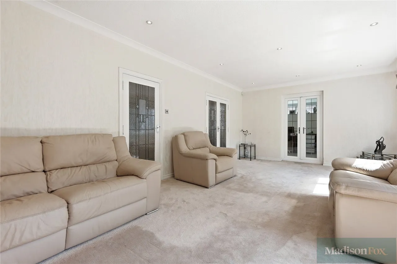 Mount Pleasant Road, Chigwell, IG7, photo 5