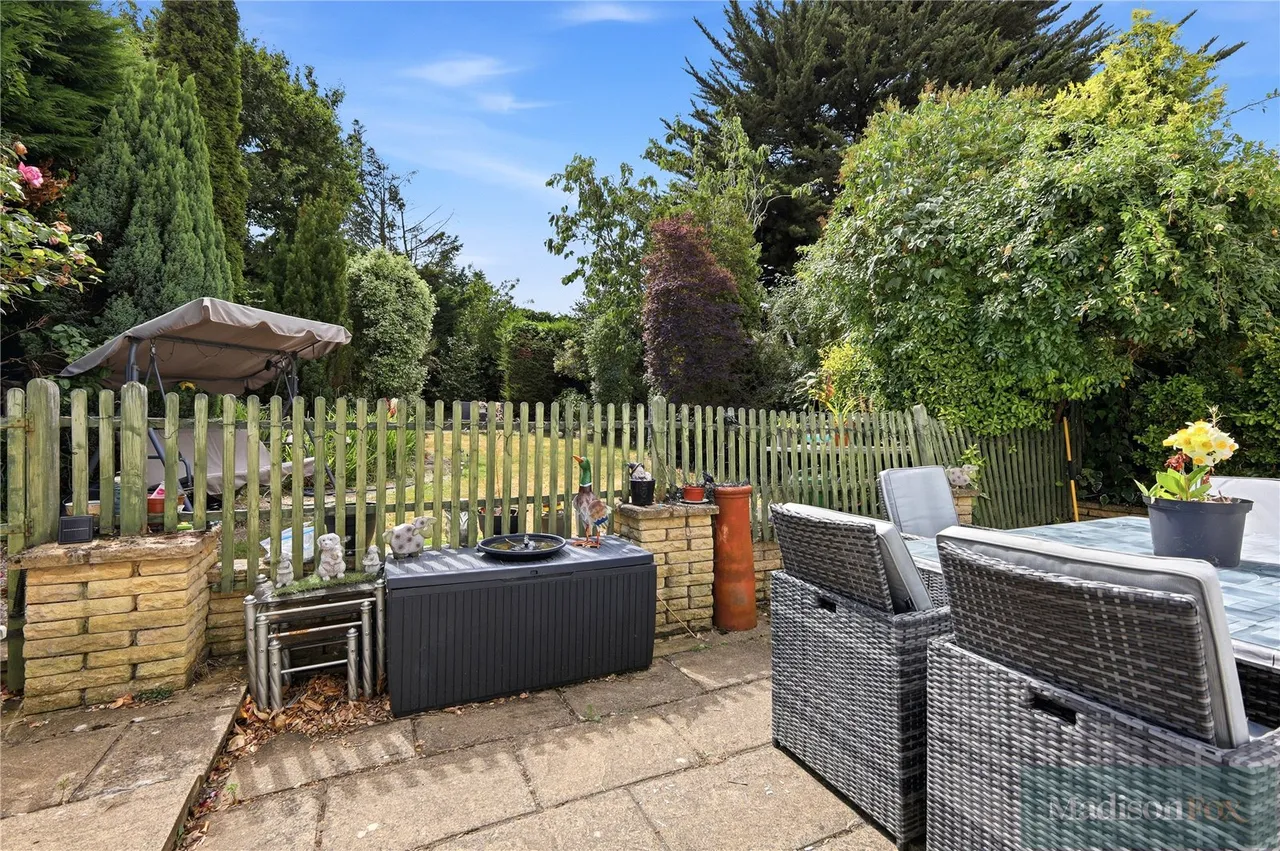 Mount Pleasant Road, Chigwell, IG7, photo 34
