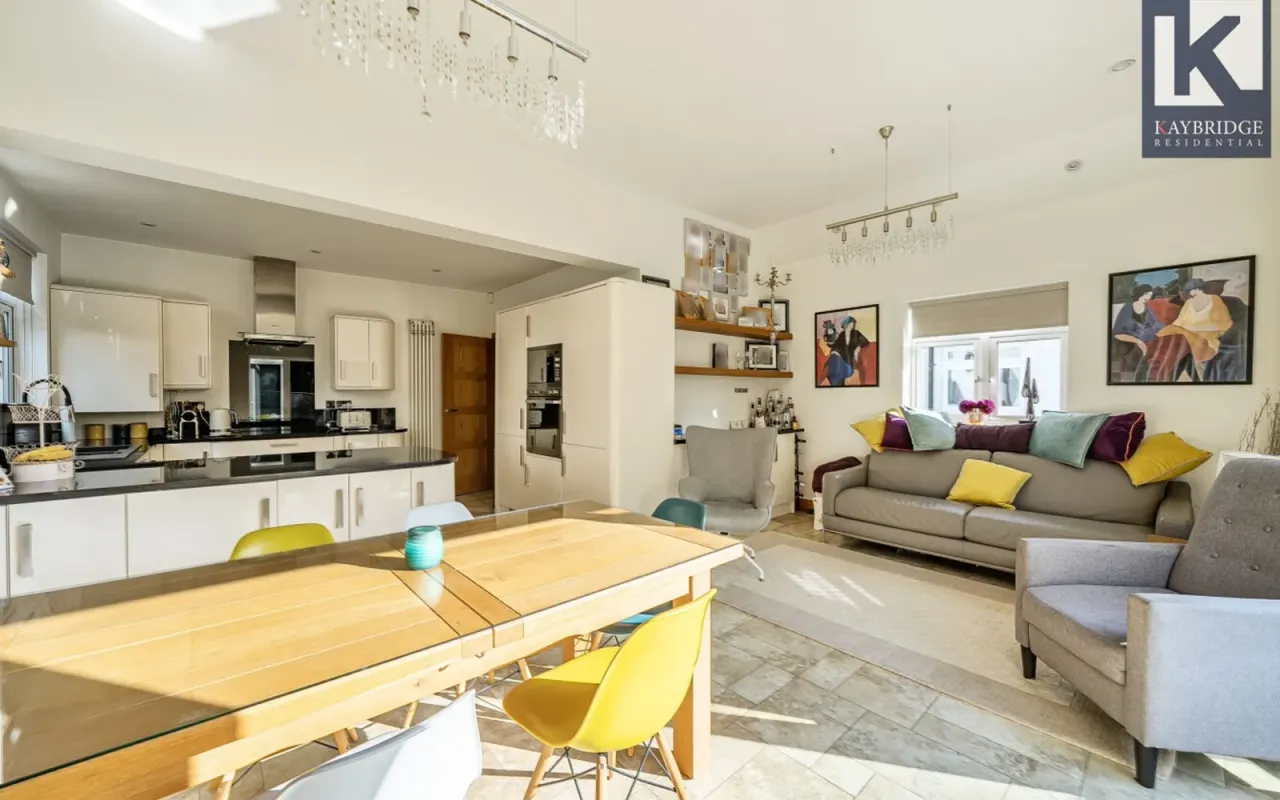 Mavis Avenue, Epsom, KT19, photo 2