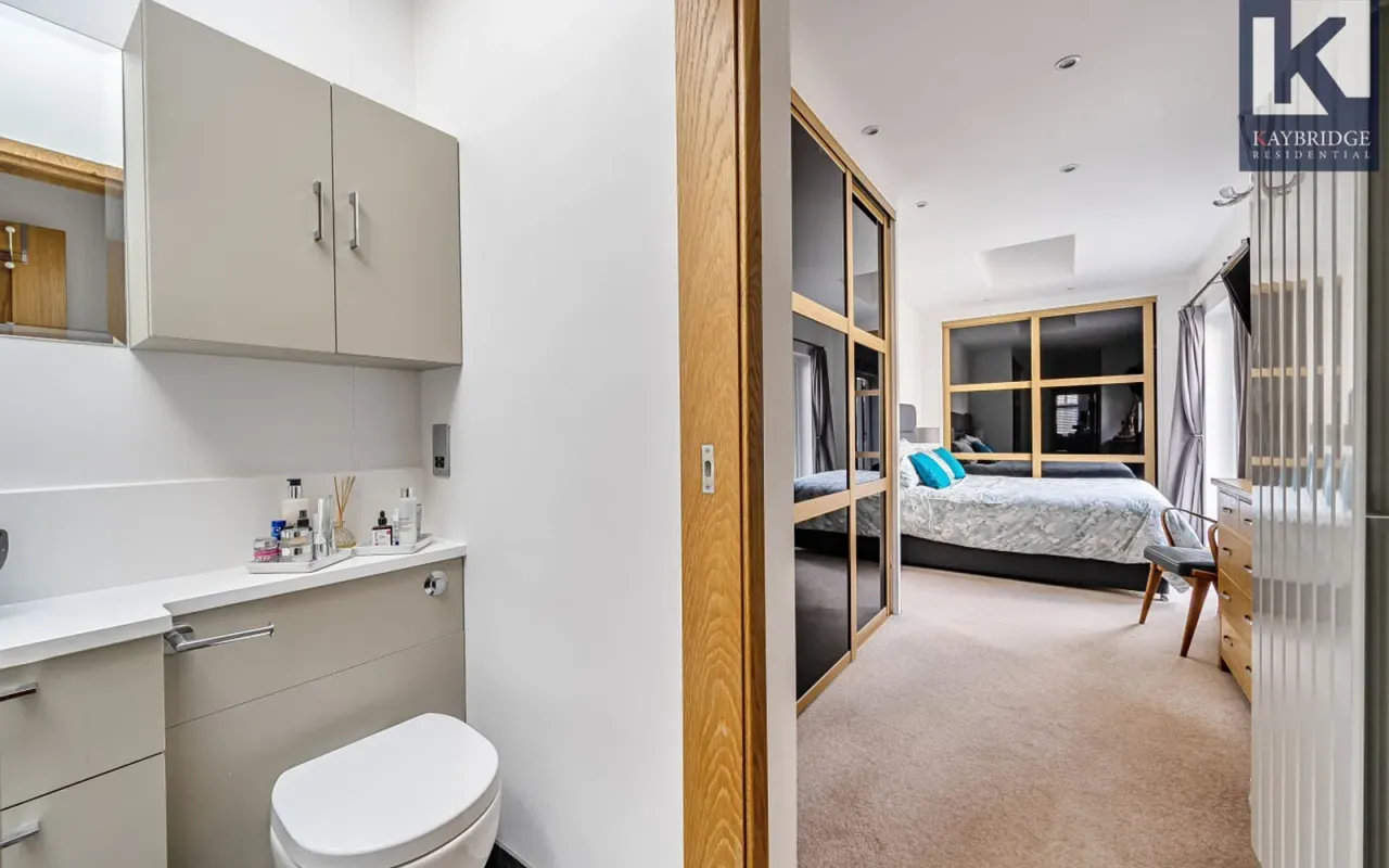 Mavis Avenue, Epsom, KT19, photo 15