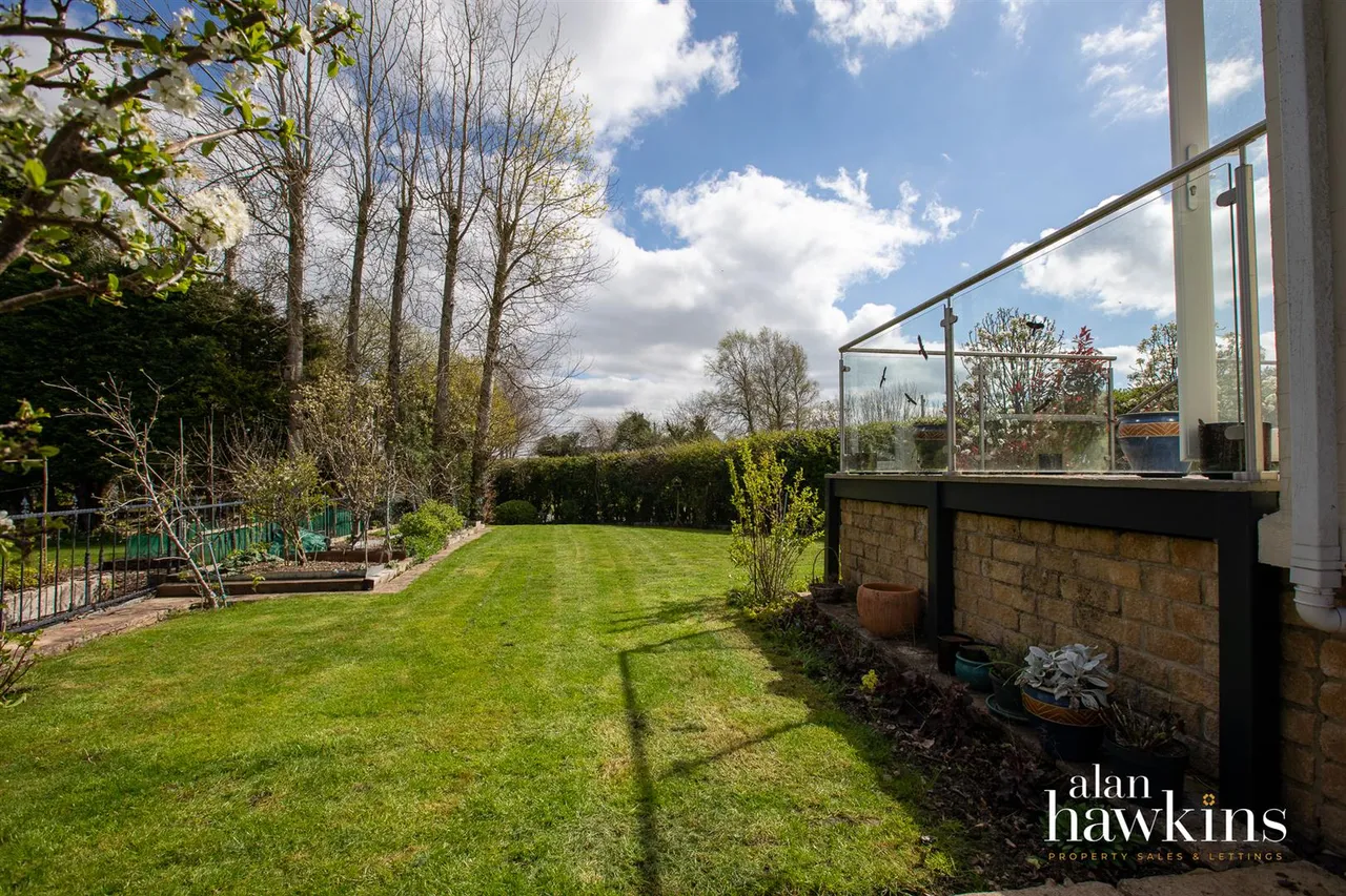 Lillybrook Estate, Lyneham, photo 14