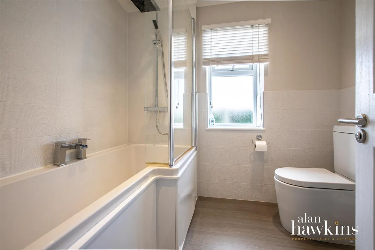 Lillybrook Estate, Lyneham, photo 8