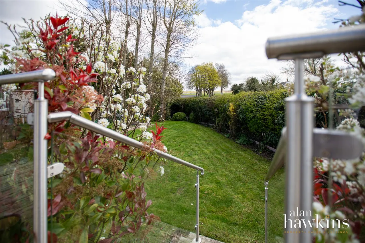 Lillybrook Estate, Lyneham, photo 15